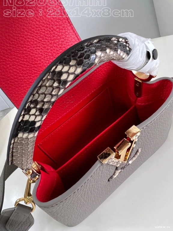 WIS LOUIS CAPUCINES MINI-21*14*8CM VUITTON 0726